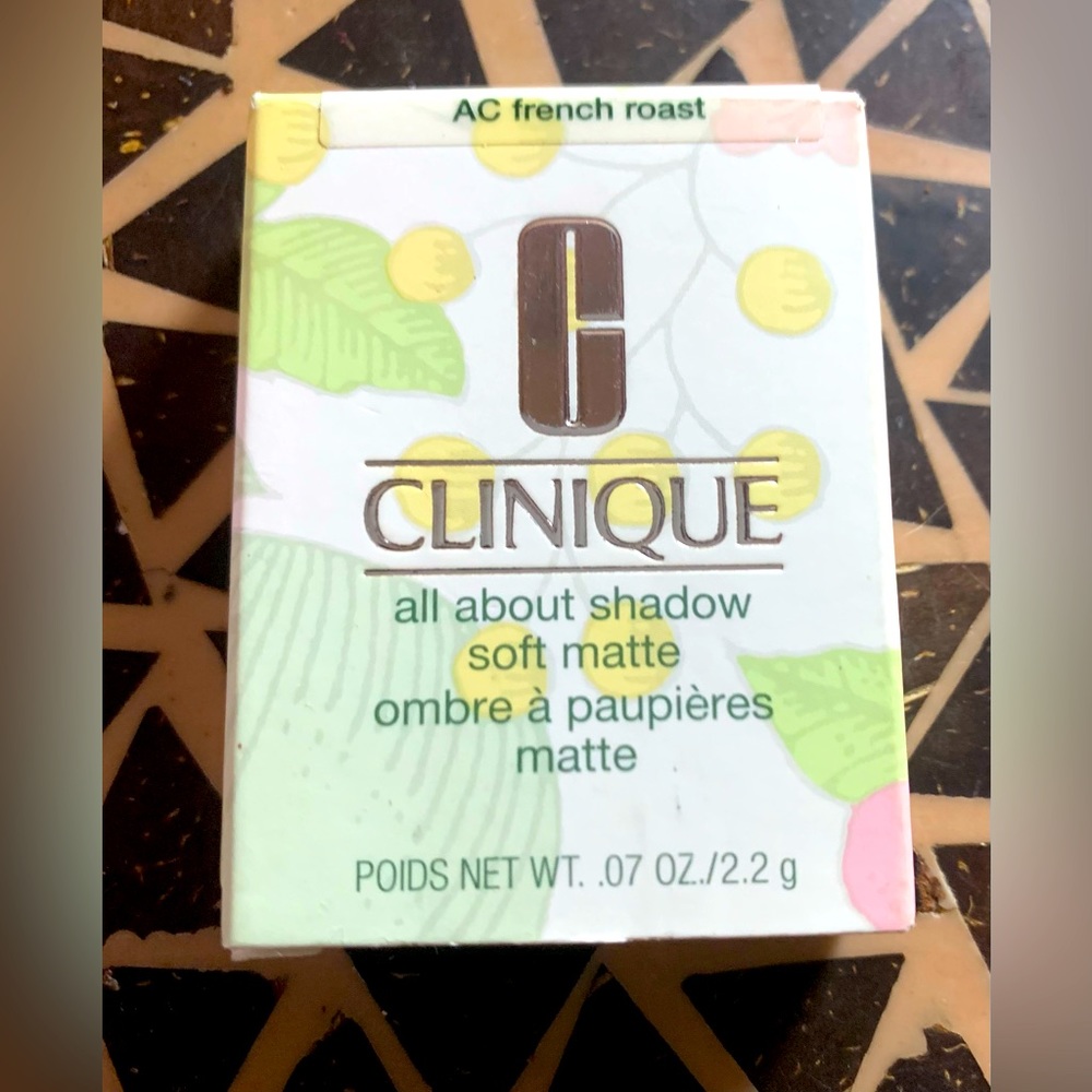NIB Clinique French toast eye shadow